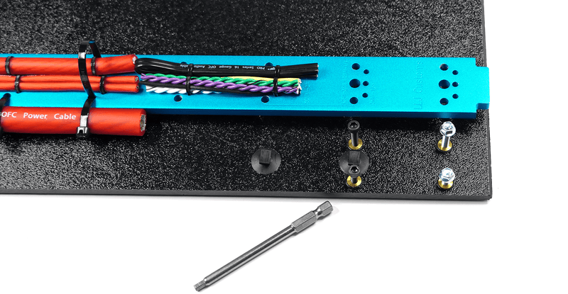 LLJ 8-32 Threaded Plastic Insert for Amp Rack